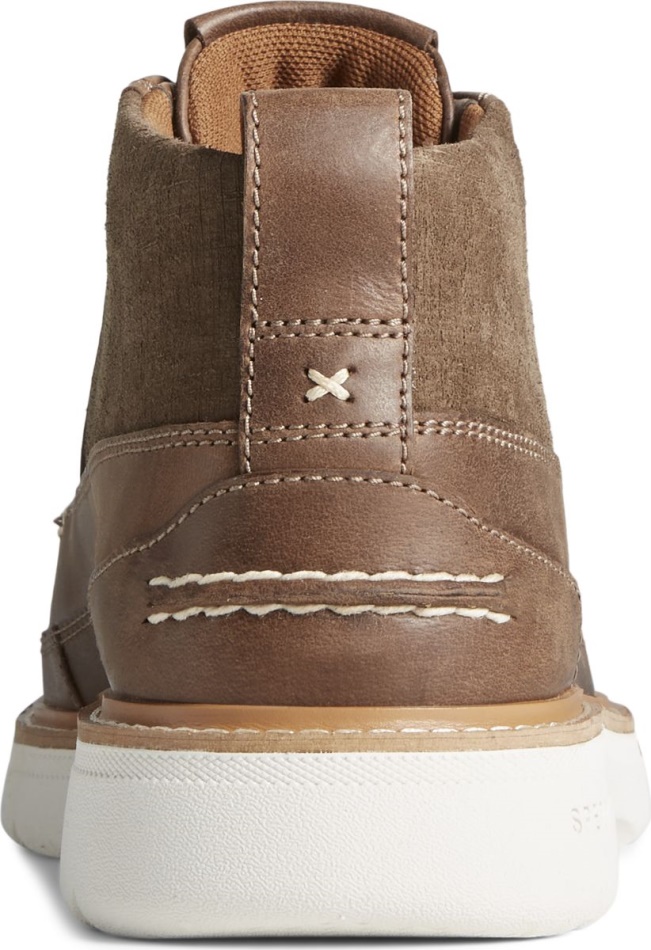 Authentic Original PLUSHWAVE Lug Chukka Sperry Brown