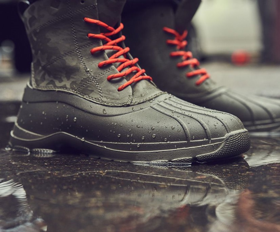 Duck Float Lace Up Boot Camo Sperry