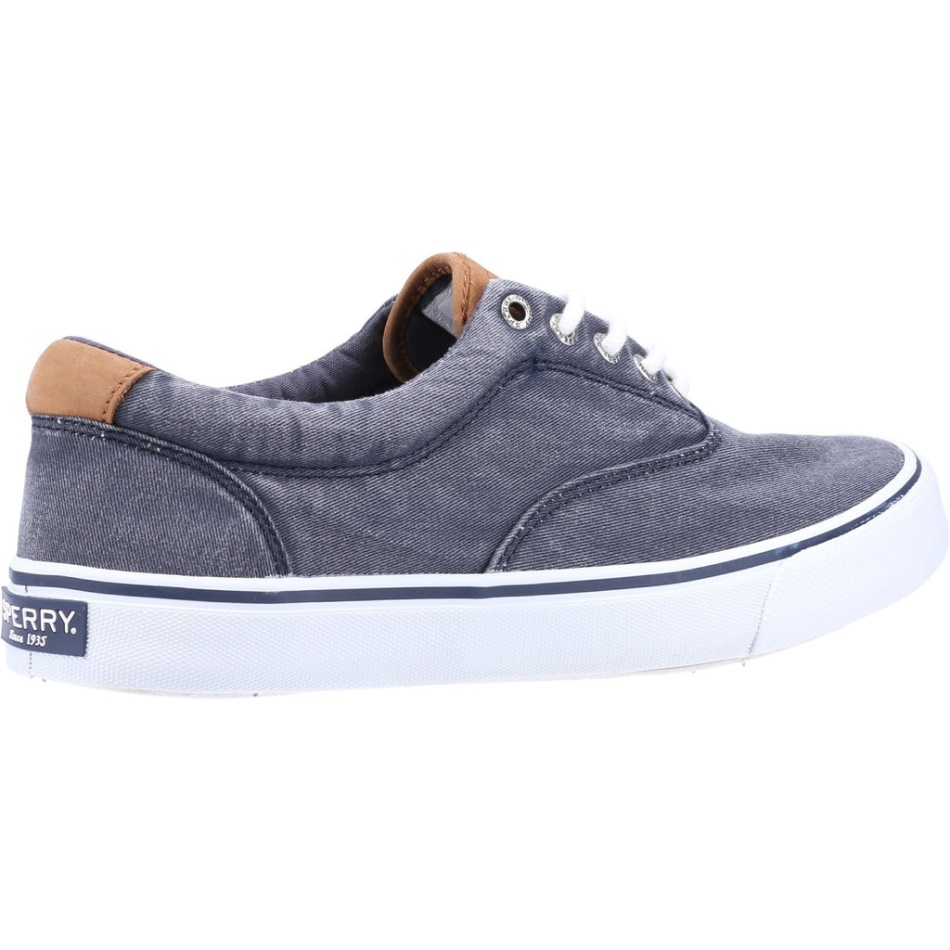 Men\s Striper II CVO Canvas Shoe Salt Washed Sperry Navy