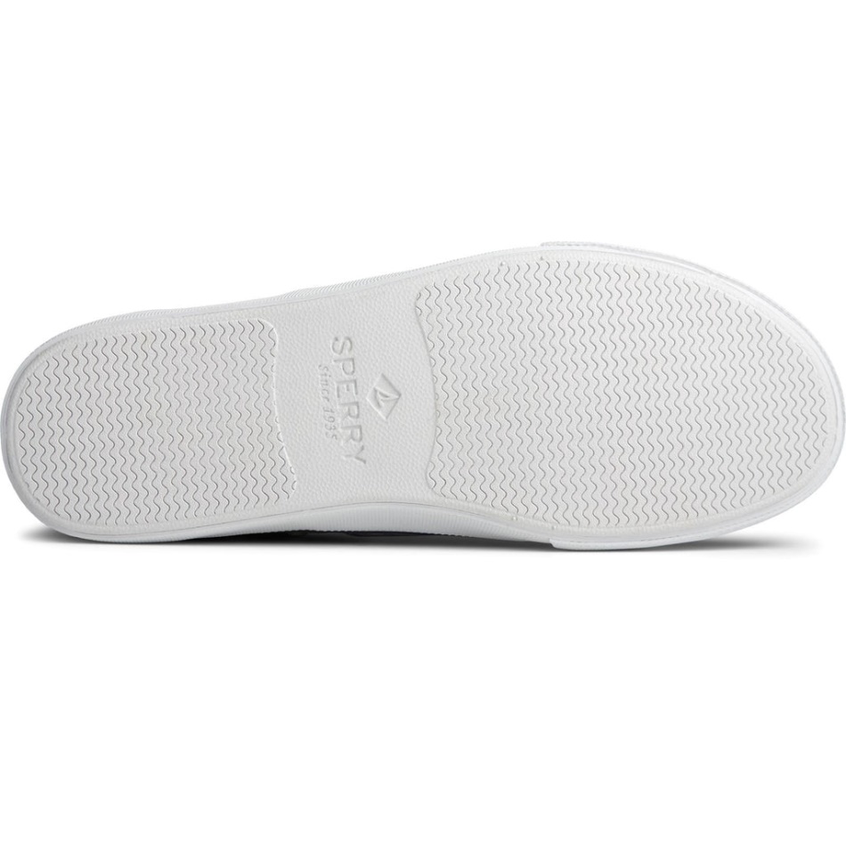 Men\s Striper II CVO Canvas Shoe Salt Washed Sperry Navy