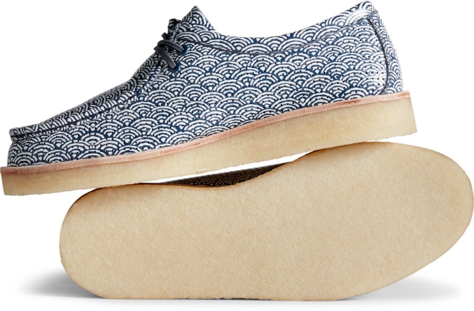 Unisex Cloud Captain\s Wave Print Oxford Sperry Navy